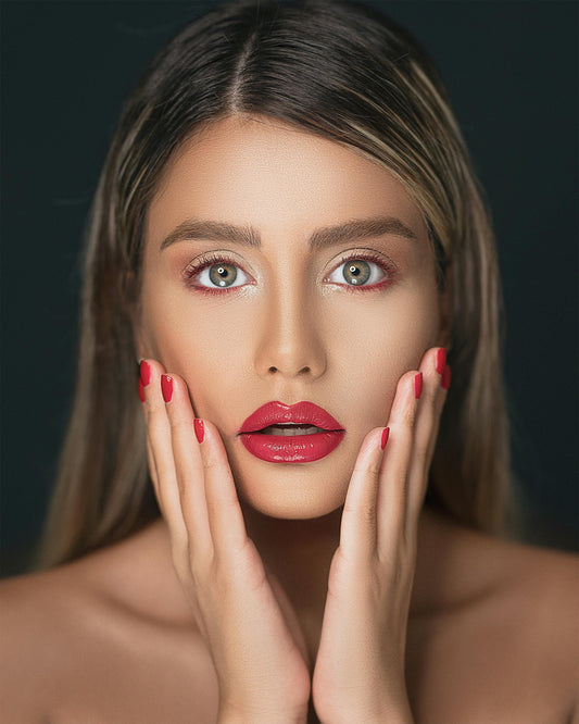 Frisuren und Make-up